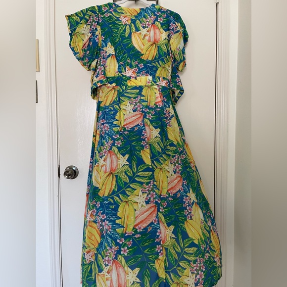 Farm Rio Midi Dress Star Fruit print w Puff Sleeves. Size Medium. - Picture 3 of 10